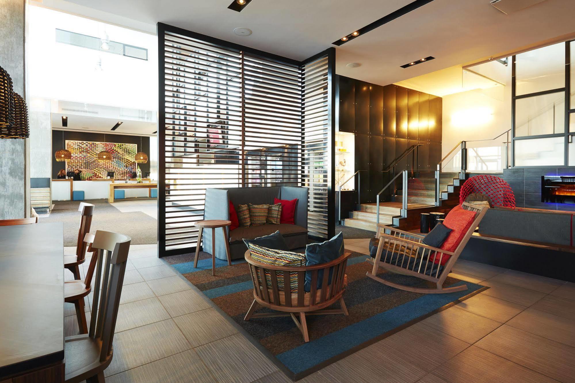 Hotel Alt Quartier Dix30 Brossard Eksteriør billede